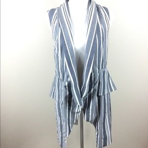 BCBGeneration blue and white striped kimono    t